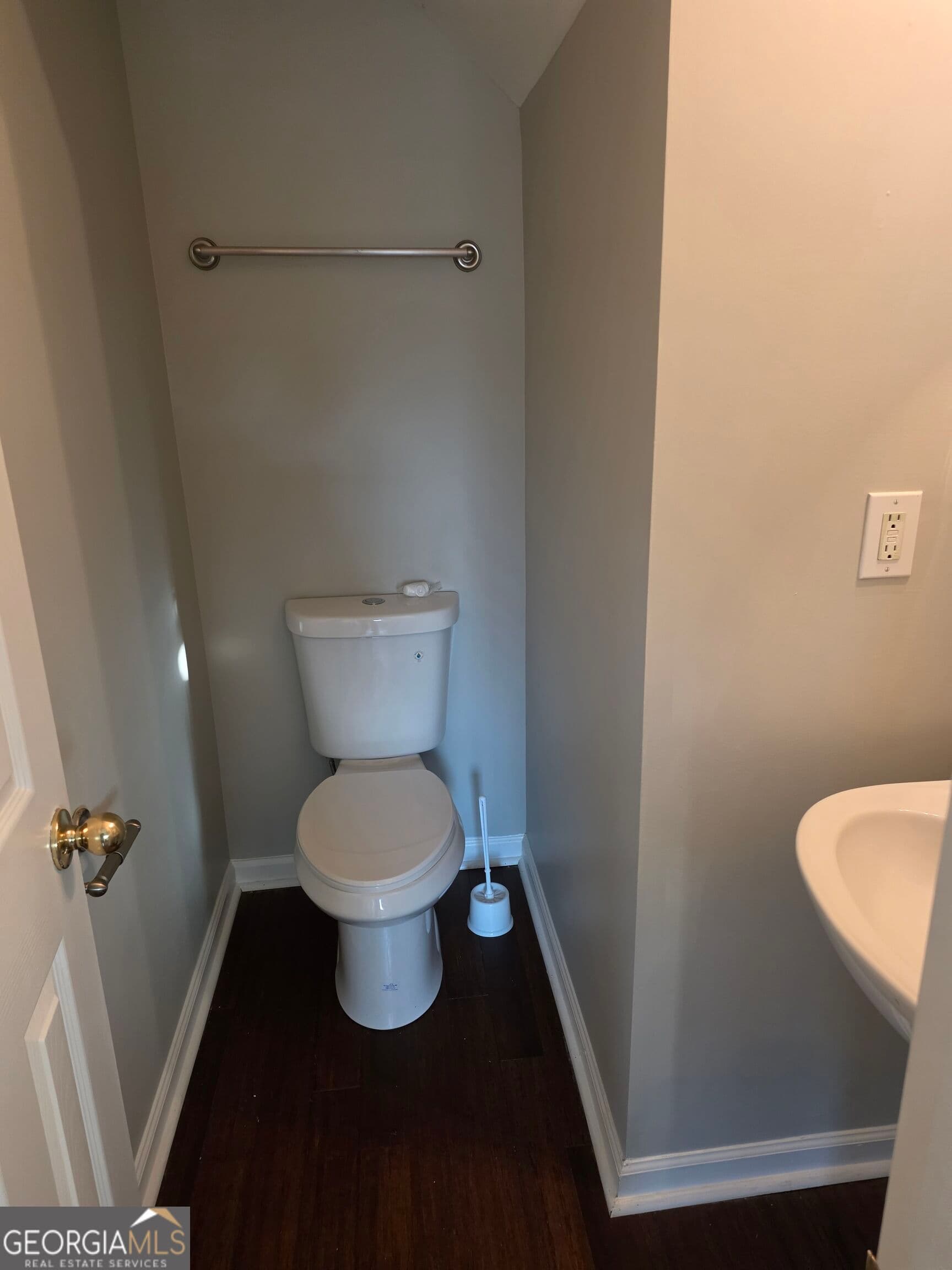3 bedroom, 2.5 bathroom, 1,556 sq ft townhouse for rent at 2432 Black Forest Drive, Conyers, GA 30012 for $2,050 a month — photo 10