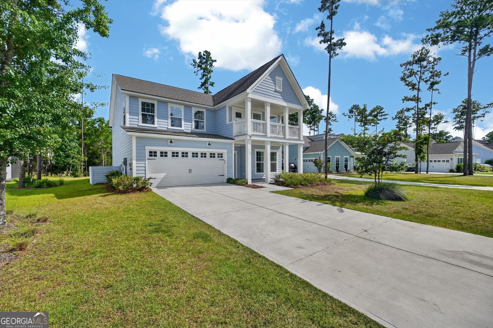 5 bedroom, 2.5 bathroom single family residence for sale at 158 Mandeville Drive, Richmond Hill, GA 31324 — photo 2