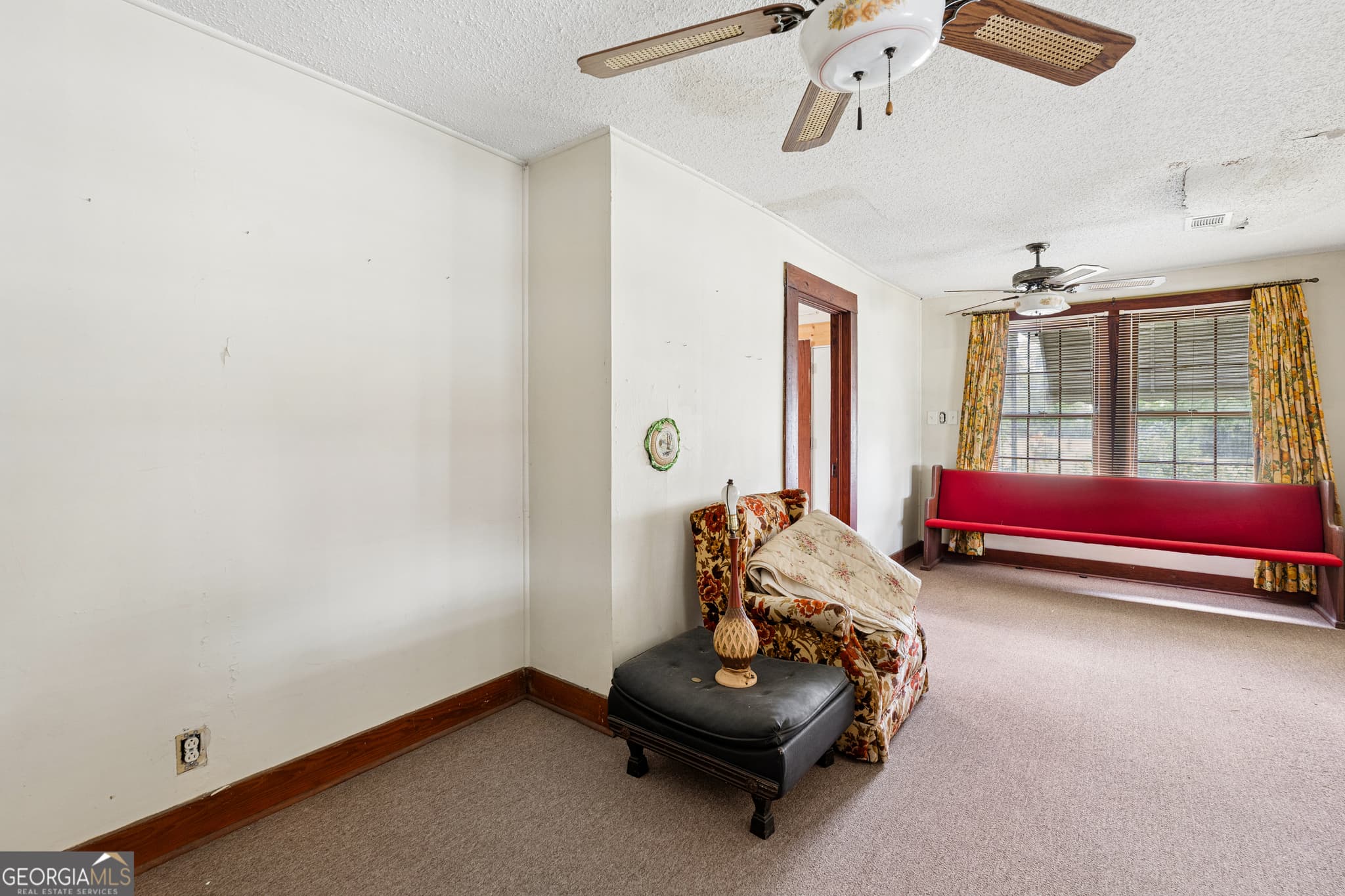 2 bedroom, 1 bathroom, 816 sq ft single family residence under contract at 157 Patterson Road, Baxley, GA 31513 — photo 4