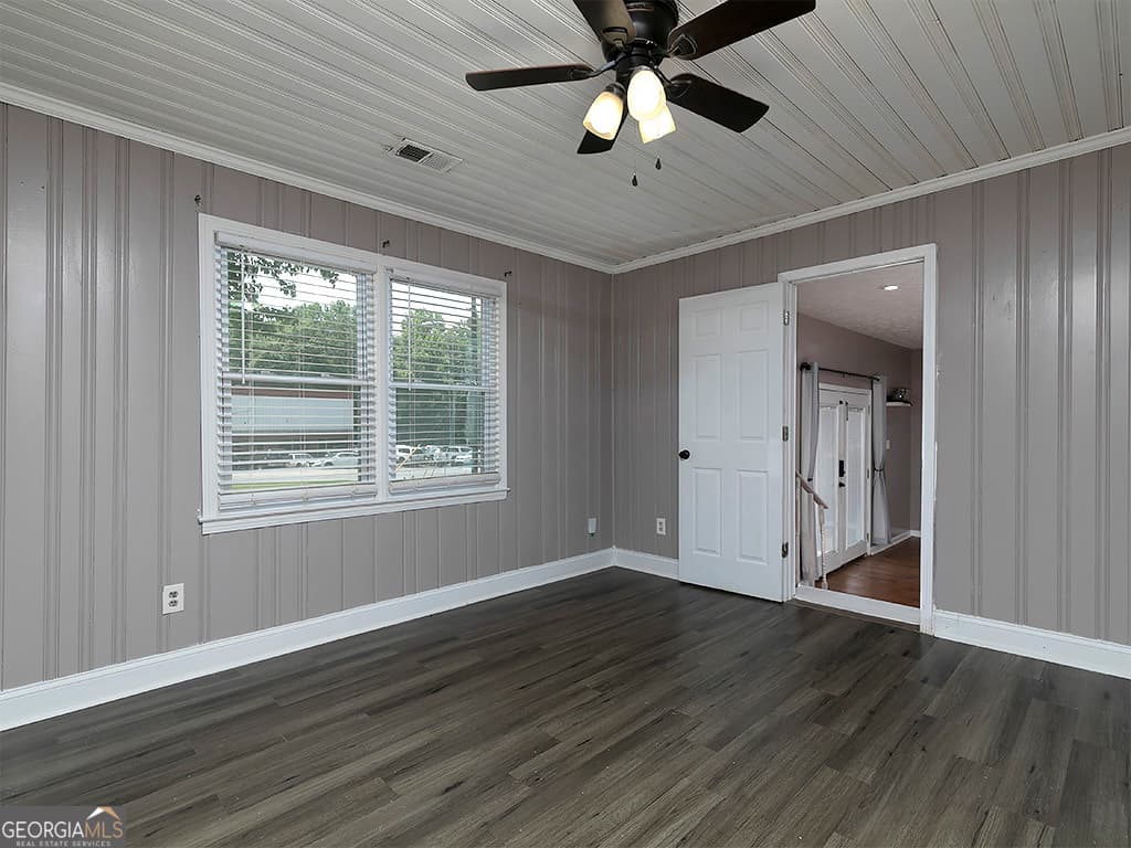 4 bedroom, 2 bathroom, 1,679 sq ft single family residence for sale at 234 E Memorial Drive, Dallas, GA 30132 — photo 7