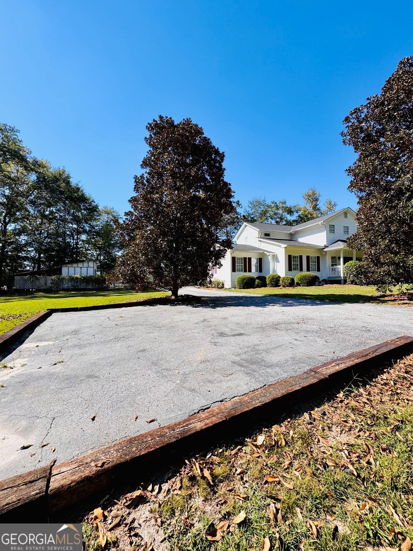 4 bedroom, 3.5 bathroom duplex for rent at 184 Cannon Road, Sharpsburg, GA 30277 for $2,695 a month — photo 3