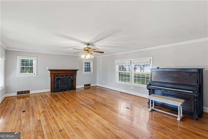 4 bedroom, 2.5 bathroom single family residence for sale at 255 Head Avenue, Tallapoosa, GA 30176 — photo 10