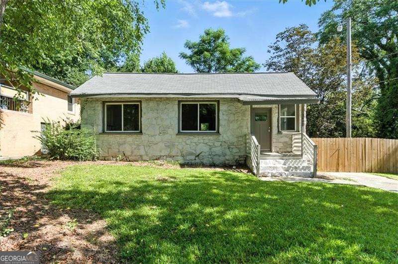 3 bedroom, 2 bathroom, 1,564 sq ft single family residence sold at 1441 Ezra Church Drive, Atlanta, GA 30314