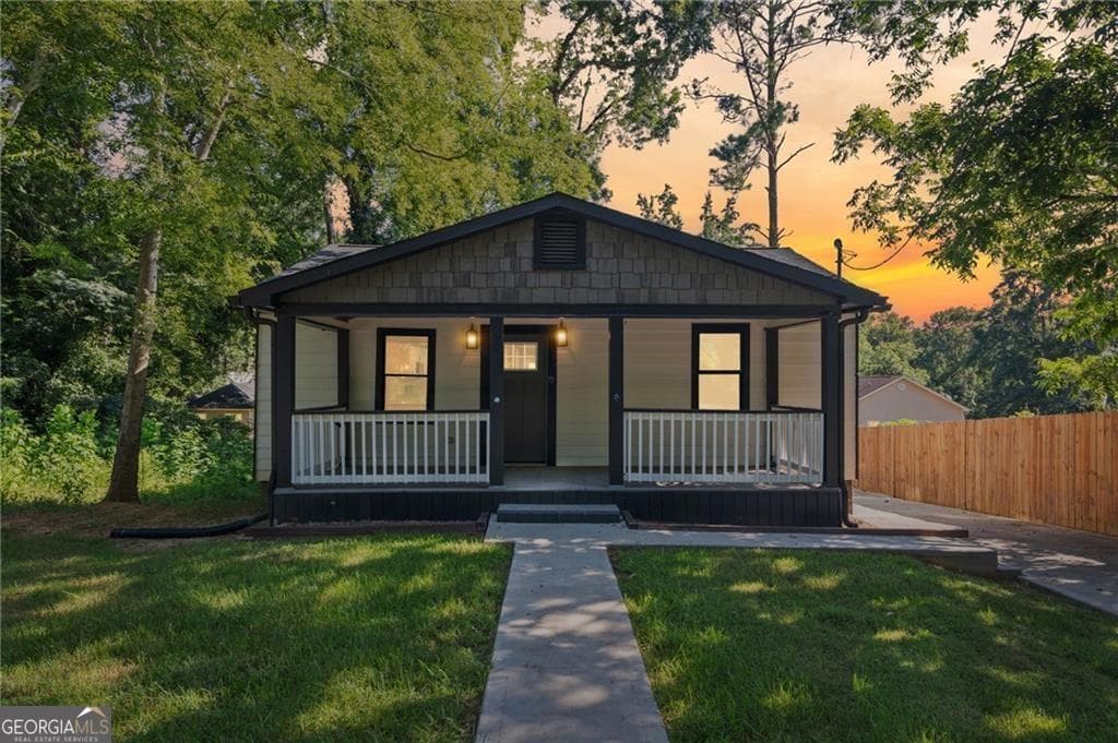 4 bedroom, 3 bathroom, 3,100 sq ft single family residence for sale at 1987 Ruth Street, Atlanta, GA 30318 — photo 2