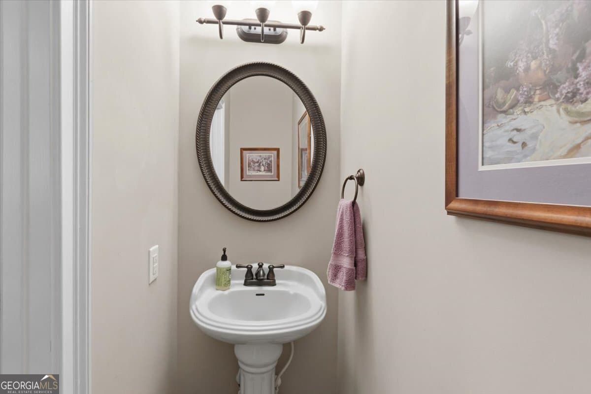 3 bedroom, 3 bathroom, 2,904 sq ft single family residence for sale at 2930 Athens Highway, Madison, GA 30650 — photo 8