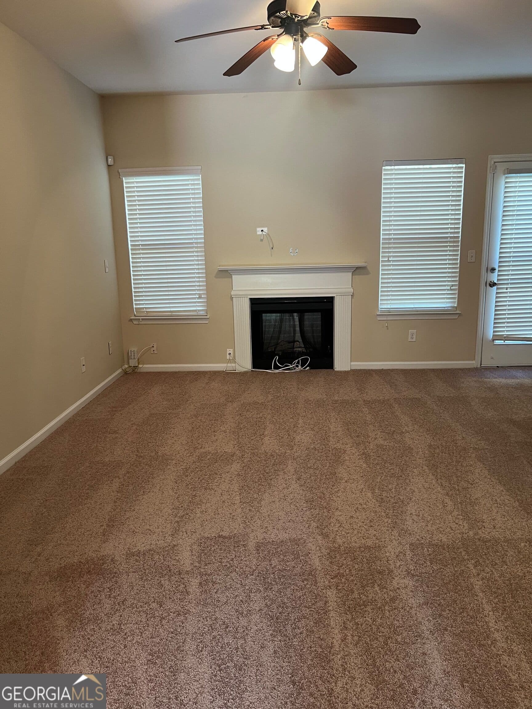 3 bedroom, 2.5 bathroom, 1,596 sq ft single family residence for rent at 2378 Capella Circle, South Fulton, GA 30331 for $1,800 a month — photo 4