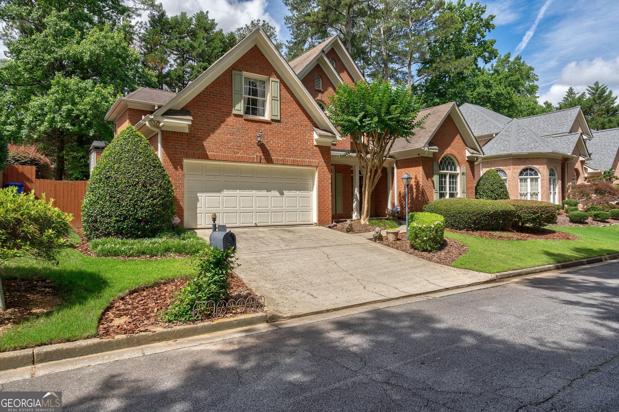 3 bedroom, 2.5 bathroom, 2,846 sq ft single family residence for sale at 1778 Emory Ridge Drive, Atlanta, GA 30329 — photo 3