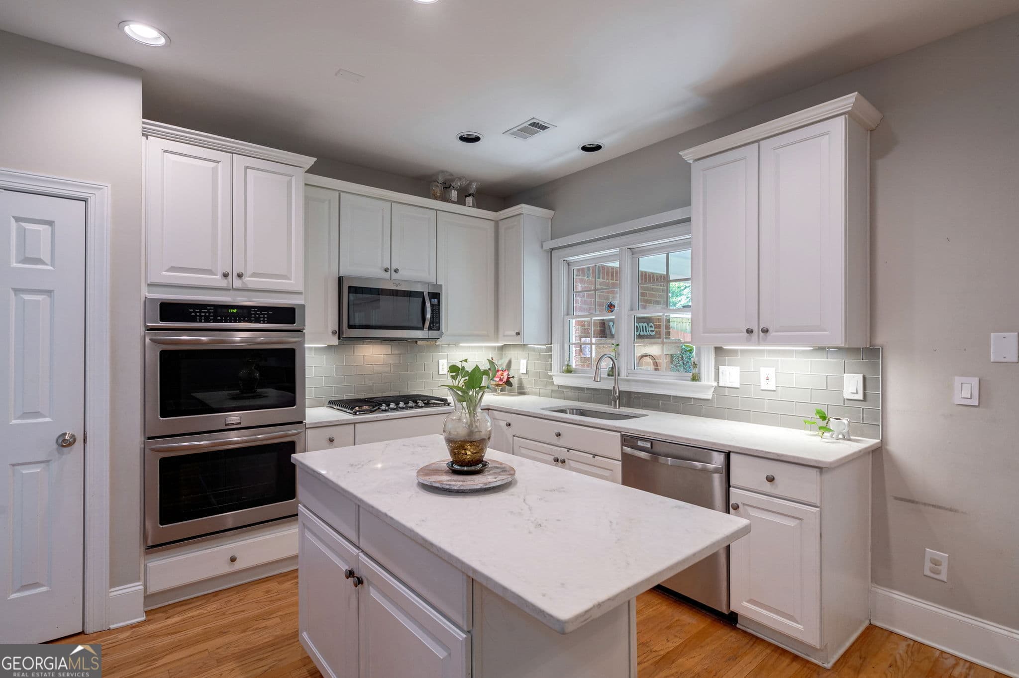 3 bedroom, 2.5 bathroom, 2,846 sq ft single family residence for sale at 1778 Emory Ridge Drive, Atlanta, GA 30329 — photo 10