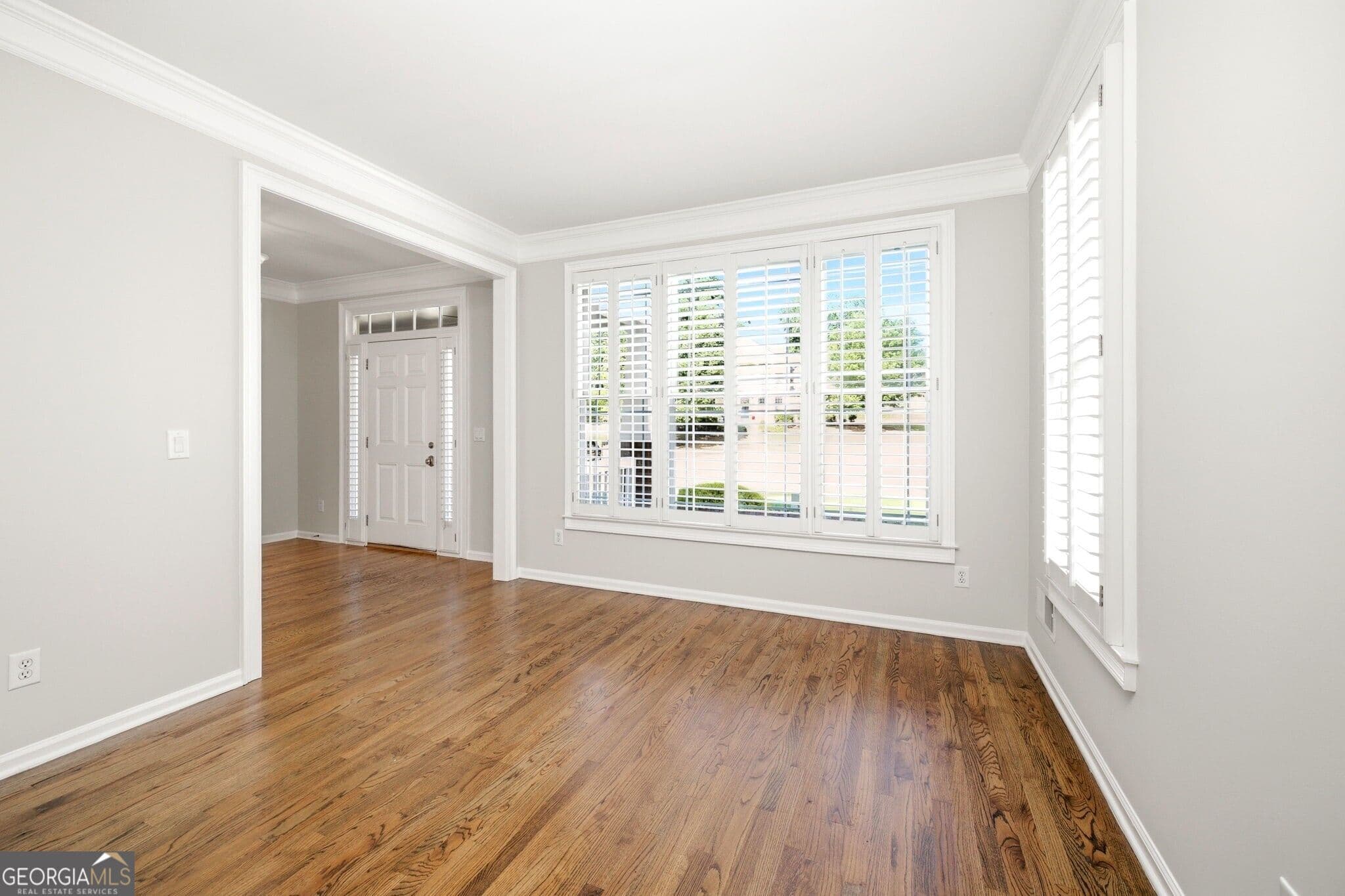 5 bedroom, 4.5 bathroom, 4,985 sq ft single family residence for sale at 7327 Rocking Chair Lane, Hoschton, GA 30548 — photo 8