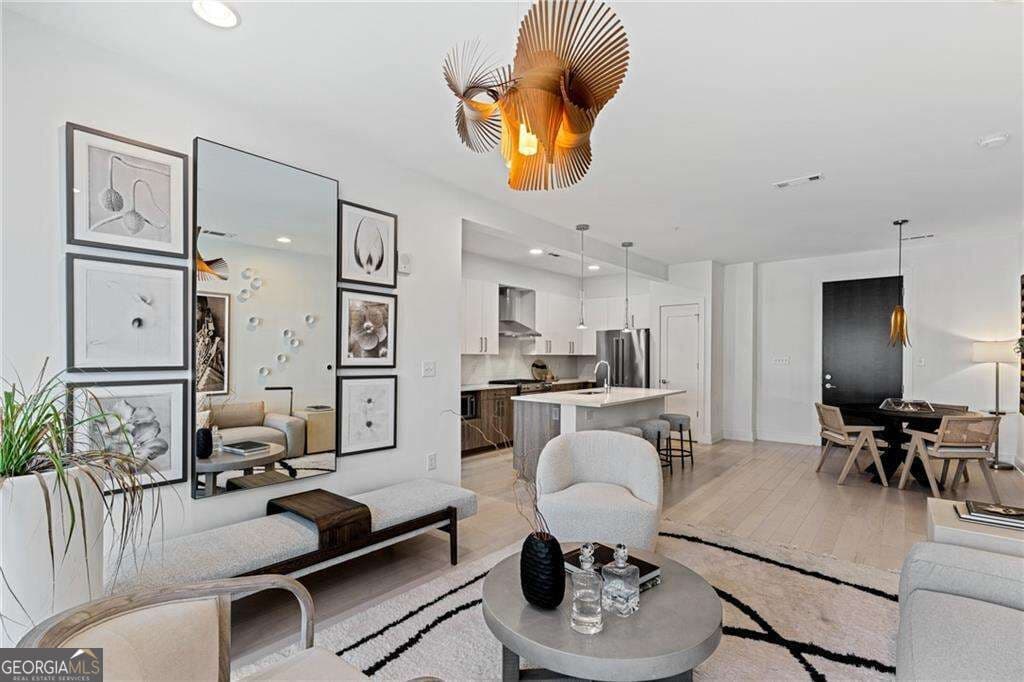 1 bedroom, 1 bathroom, 1,020 sq ft condominium for sale at 775 Juniper Street 315, Atlanta, GA 30308 — photo 6