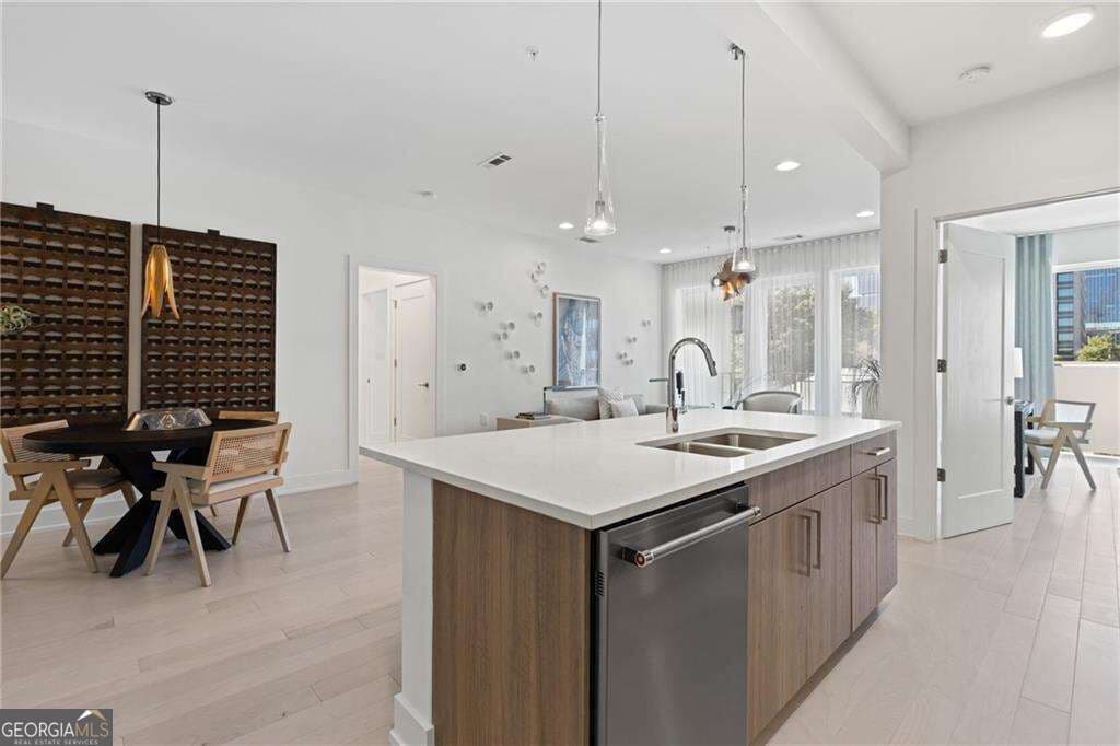 1 bedroom, 1 bathroom, 1,020 sq ft condominium for sale at 775 Juniper Street 315, Atlanta, GA 30308 — photo 5
