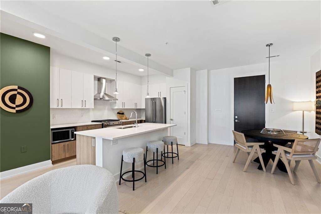 1 bedroom, 1 bathroom, 1,020 sq ft condominium for sale at 775 Juniper Street 315, Atlanta, GA 30308 — photo 4