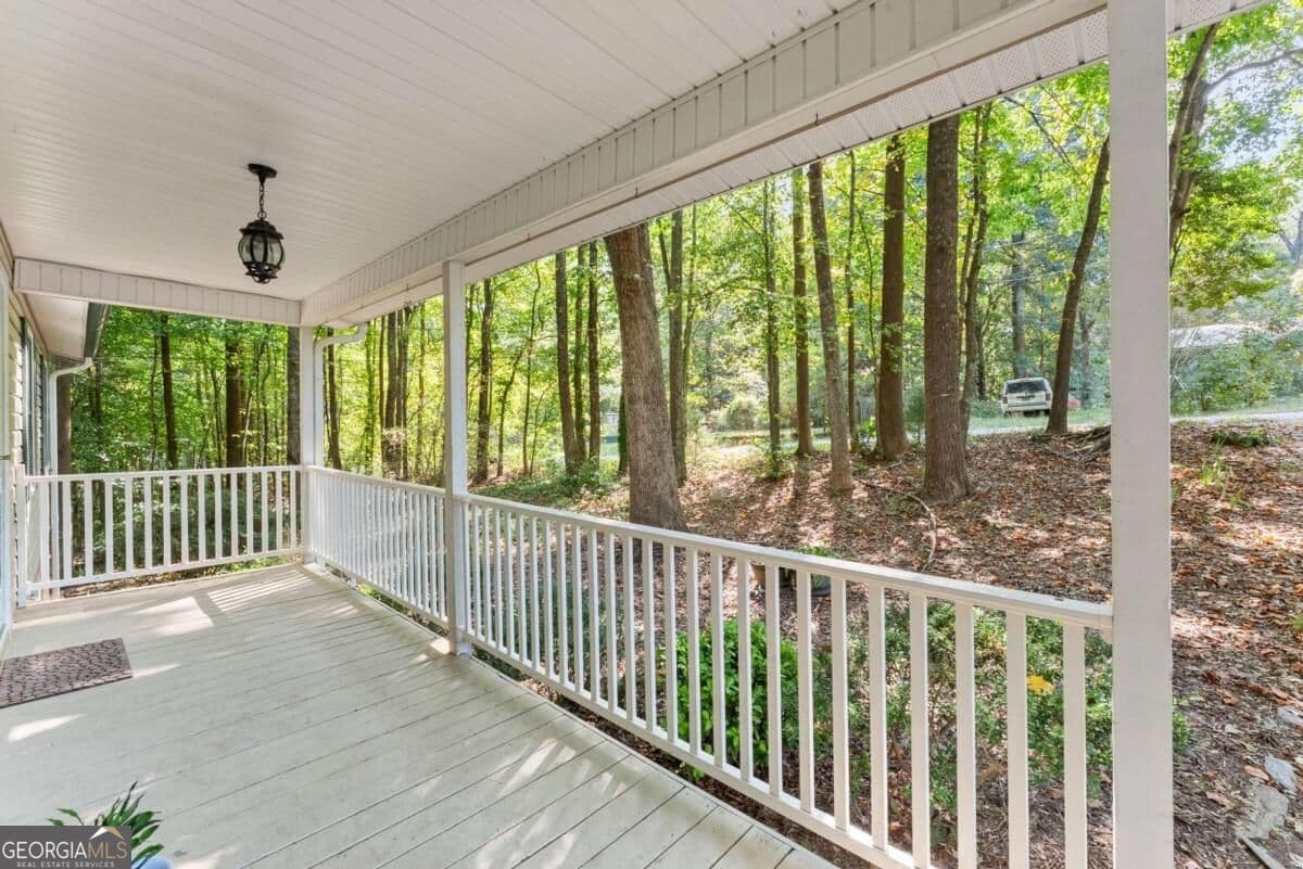 4 bedroom, 2 bathroom, 1,407 sq ft single family residence for sale at 3489 Bell Road, Gainesville, GA 30507 — photo 6