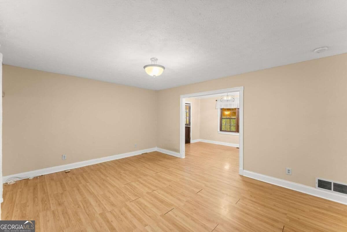 4 bedroom, 2 bathroom, 1,407 sq ft single family residence for sale at 3489 Bell Road, Gainesville, GA 30507 — photo 8