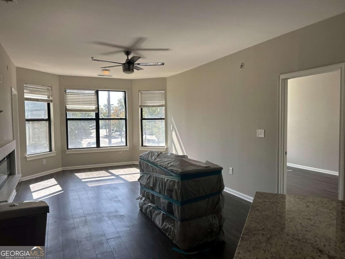 2 bedroom, 2 bathroom condominium for sale at 898 Oak Street 1222, Atlanta, GA 30310 — photo 7
