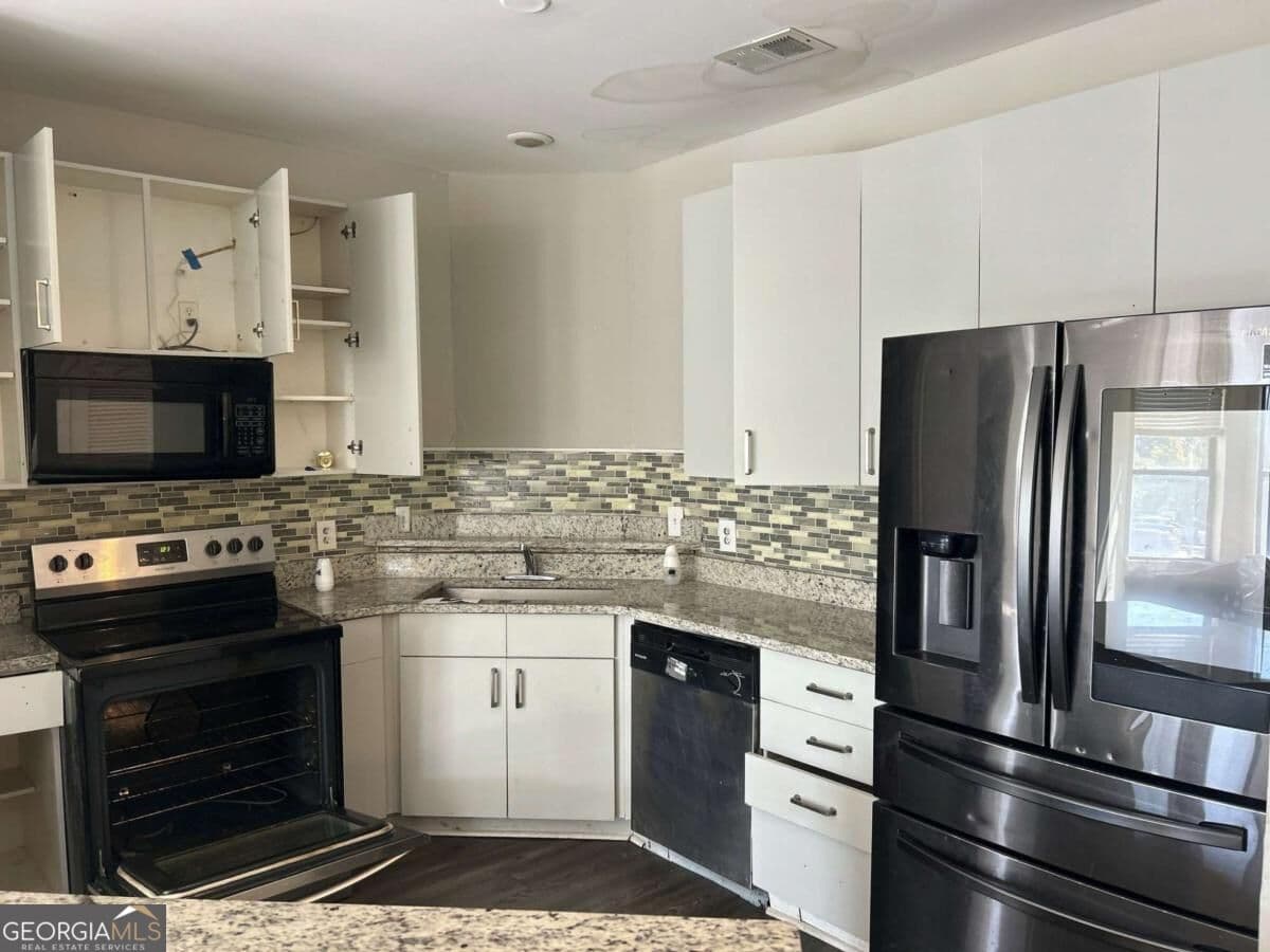 2 bedroom, 2 bathroom condominium for sale at 898 Oak Street 1222, Atlanta, GA 30310 — photo 9