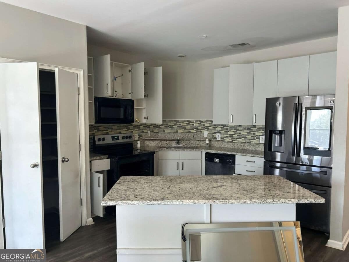 2 bedroom, 2 bathroom condominium for sale at 898 Oak Street 1222, Atlanta, GA 30310 — photo 10
