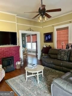4 bedroom, 2.5 bathroom, 2,162 sq ft single family residence for sale at 3 S Spring Street, Claxton, GA 30417 — photo 2