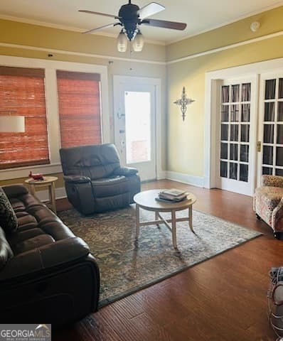 4 bedroom, 2.5 bathroom, 2,162 sq ft single family residence for sale at 3 S Spring Street, Claxton, GA 30417 — photo 3