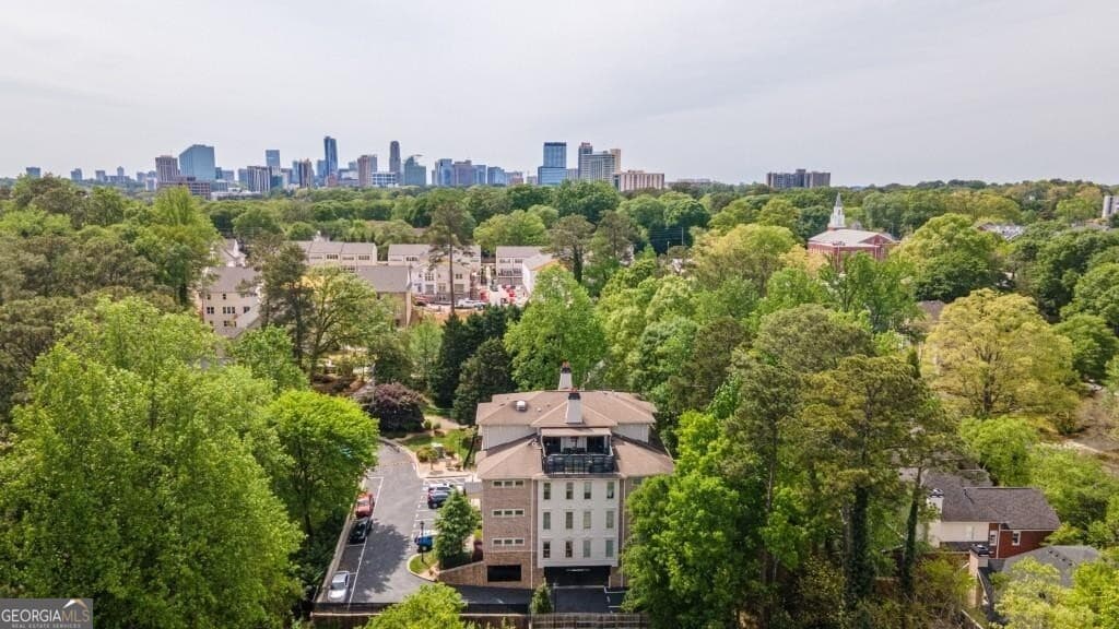 1 bedroom, 1 bathroom, 886 sq ft condominium for rent at 2360 Logan Circle 101, Atlanta, GA 30319 for $1,800 a month — photo 1 of 1