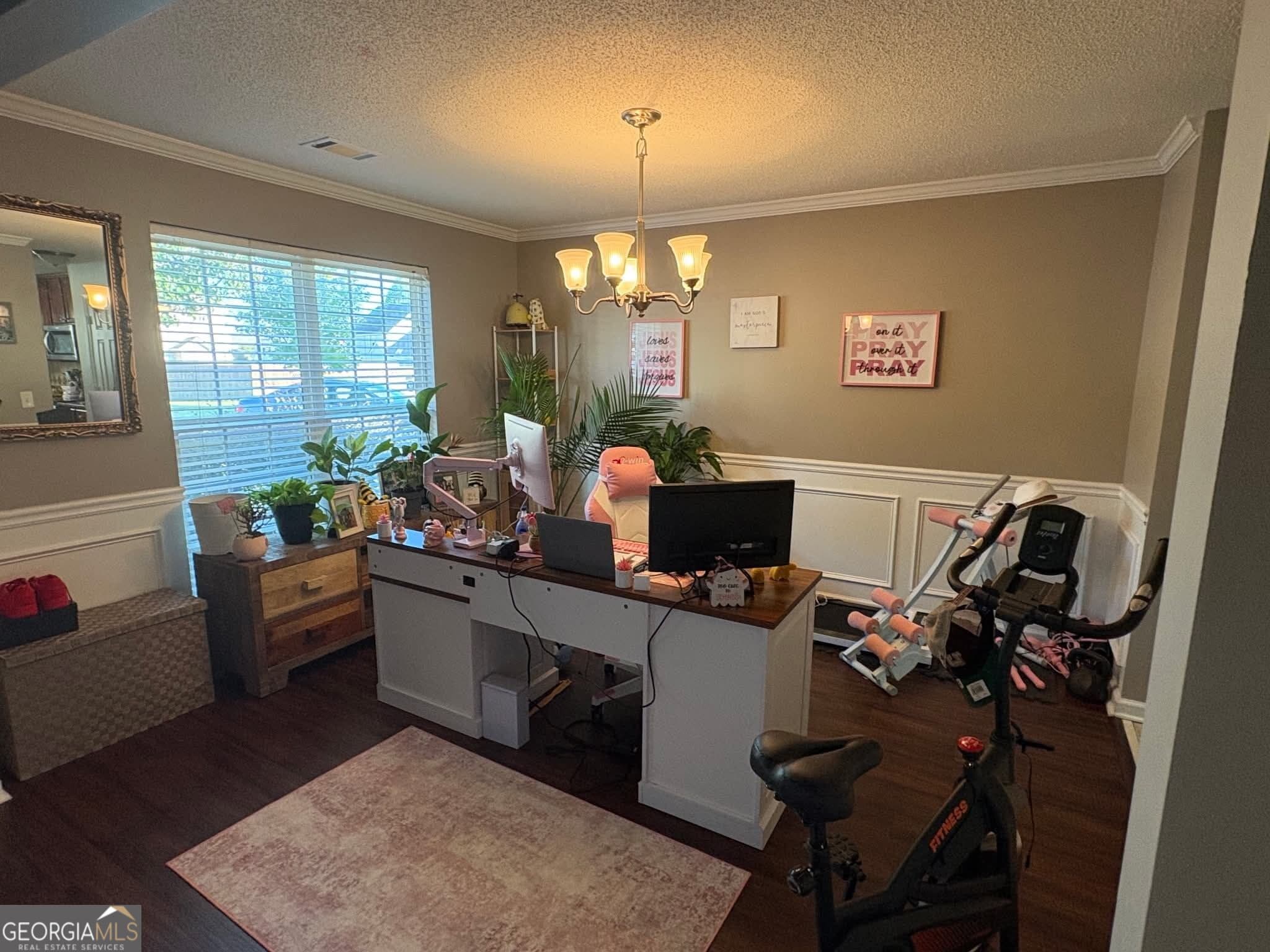 4 bedroom, 2.5 bathroom, 2,199 sq ft single family residence for sale at 113 Derringer Court, Byron, GA 31008 — photo 4