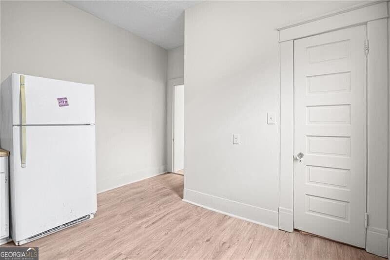 4 bedroom, 2 bathroom, 2,400 sq ft single family residence for sale at 3097 East Point Street, East Point, GA 30344 — photo 10