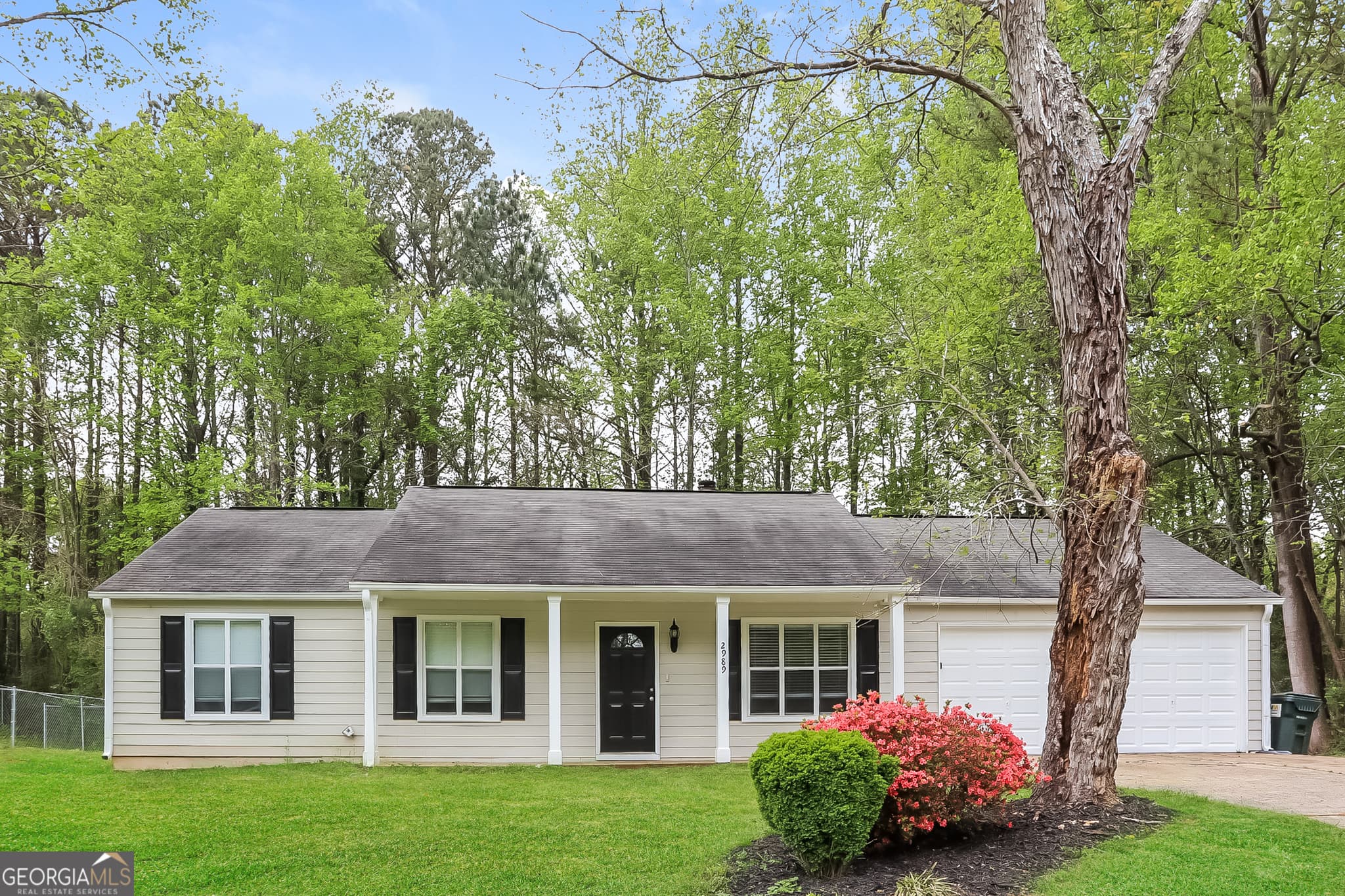 3 bedroom, 2 bathroom, 1,460 sq ft single family residence sold at 2989 Owens Meadow Drive, Kennesaw, GA 30152