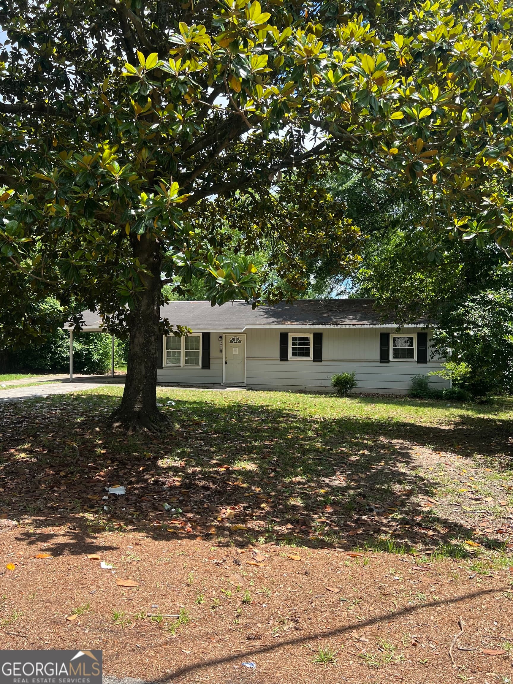 3 bedroom, 1 bathroom, 1,178 sq ft single family residence for sale at 908 Crestwood Terrace, Warner Robins, GA 31088