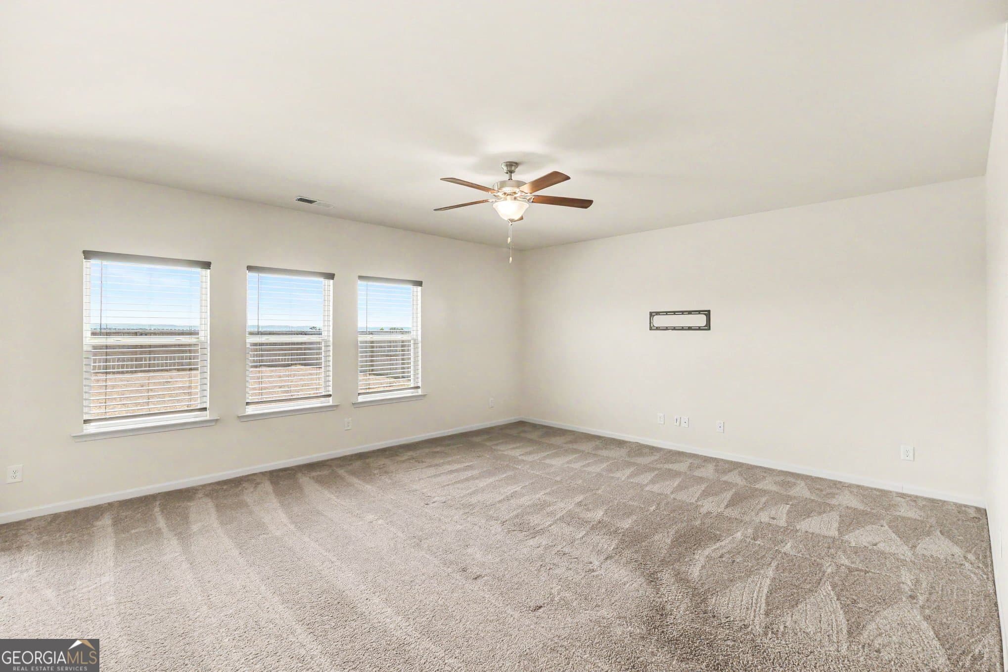 4 bedroom, 3 bathroom, 2,572 sq ft single family residence for sale at 223 Malbone Street, Cartersville, GA 30120 — photo 7