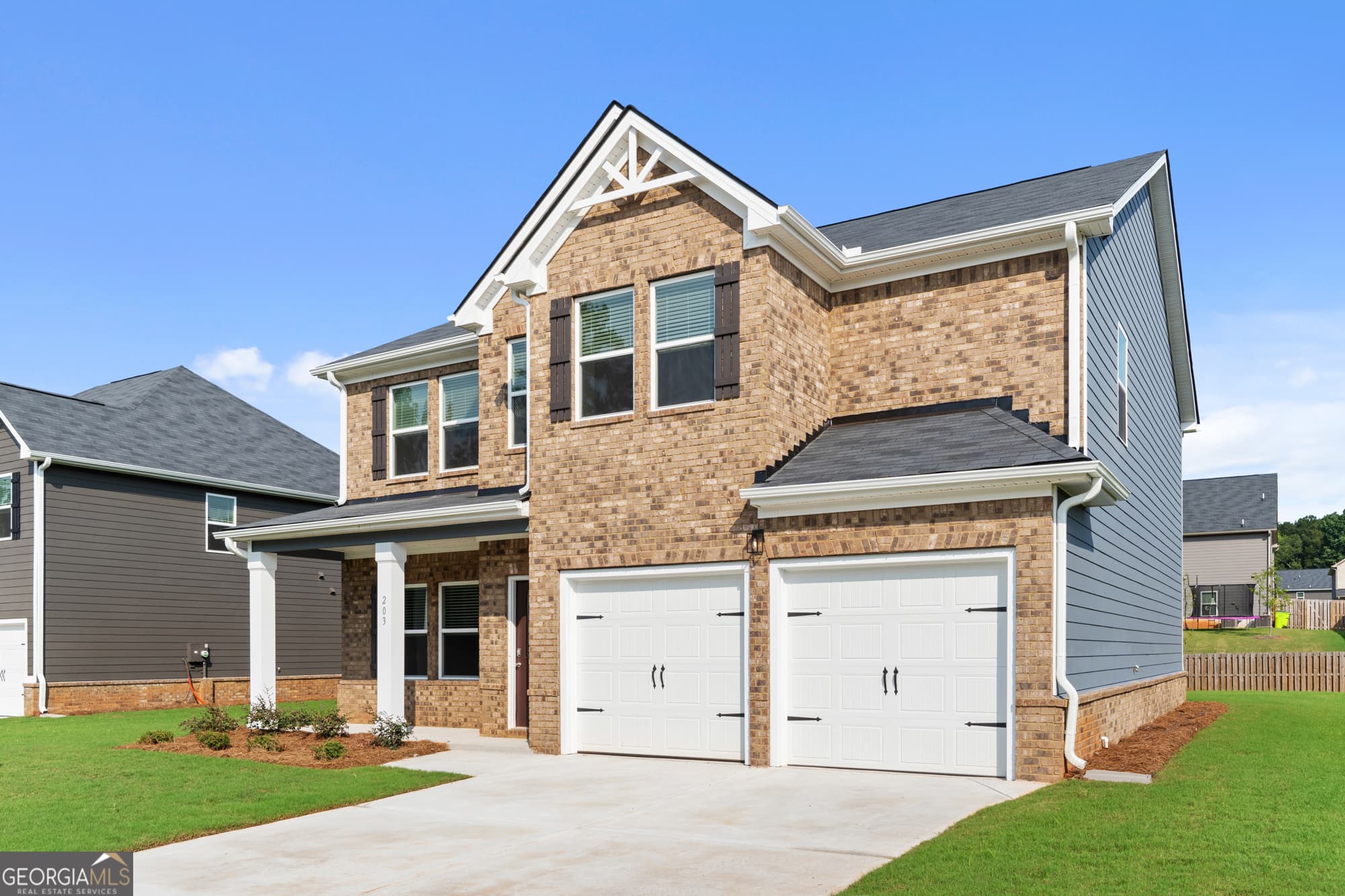 4 bedroom, 2.5 bathroom, 2,700 sq ft single family residence for sale at 203 Crabapple Road, Mcdonough, GA 30253 — photo 2