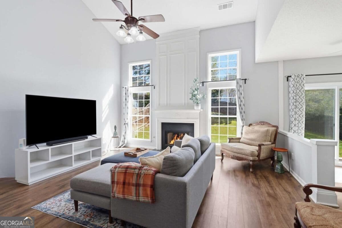 3 bedroom, 2.5 bathroom, 1,974 sq ft single family residence for sale at 4226 Clearvista Lane, Acworth, GA 30101 — photo 8