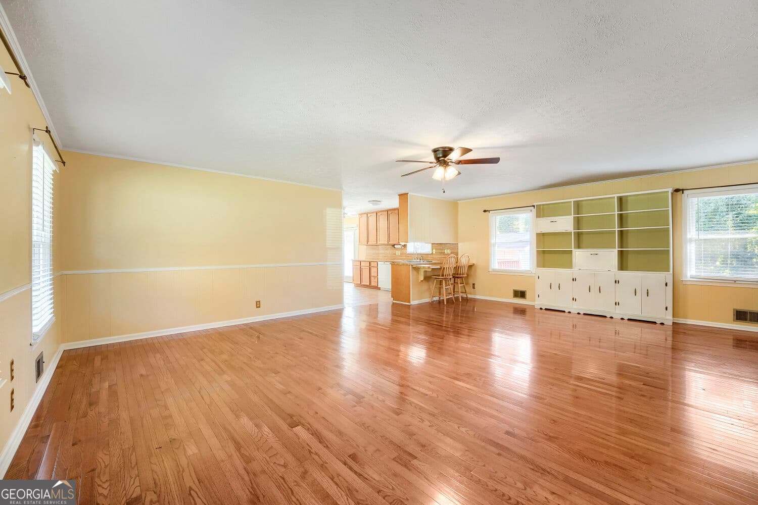 4 bedroom, 2 bathroom, 1,573 sq ft single family residence for sale at 3840 Yates Drive, Lithia Springs, GA 30122 — photo 3