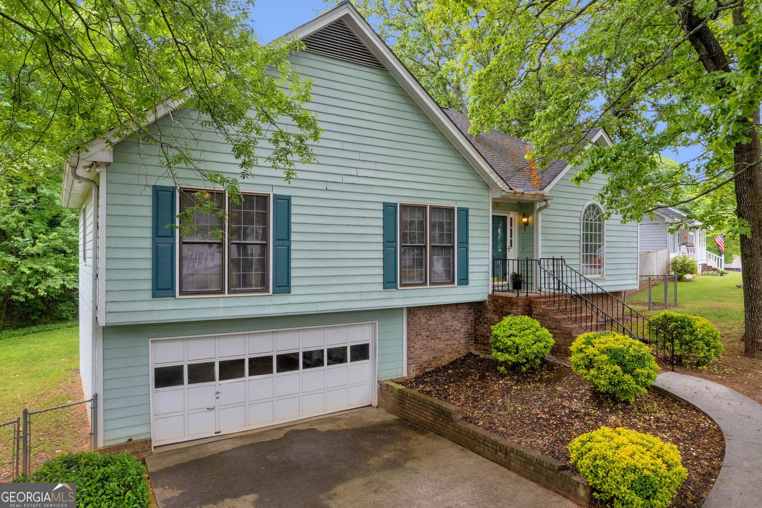 3 bedroom, 2 bathroom, 3,030 sq ft single family residence sold at 865 Turner Drive, Lawrenceville, GA 30046