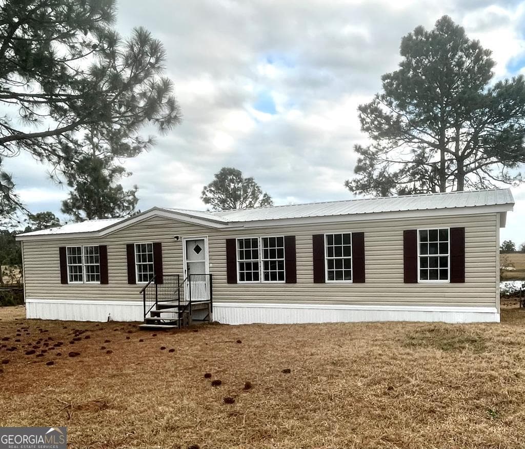 3 bedroom, 2 bathroom, 1,344 sq ft mobile home sold at 120 Serenity, Vidalia, GA 30474