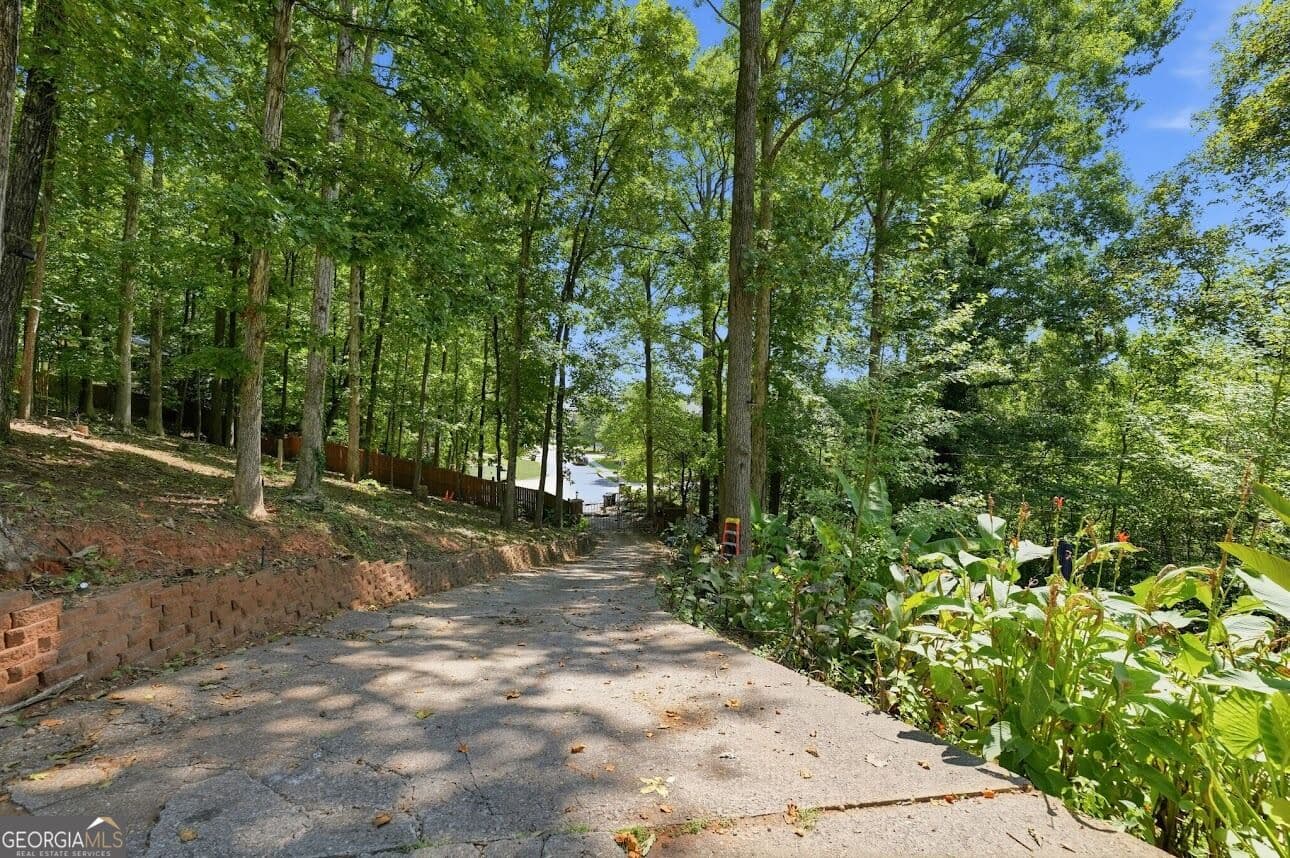 4 bedroom, 3.5 bathroom single family residence for sale at 355 Nottingham Drive, Marietta, GA 30066 — photo 9