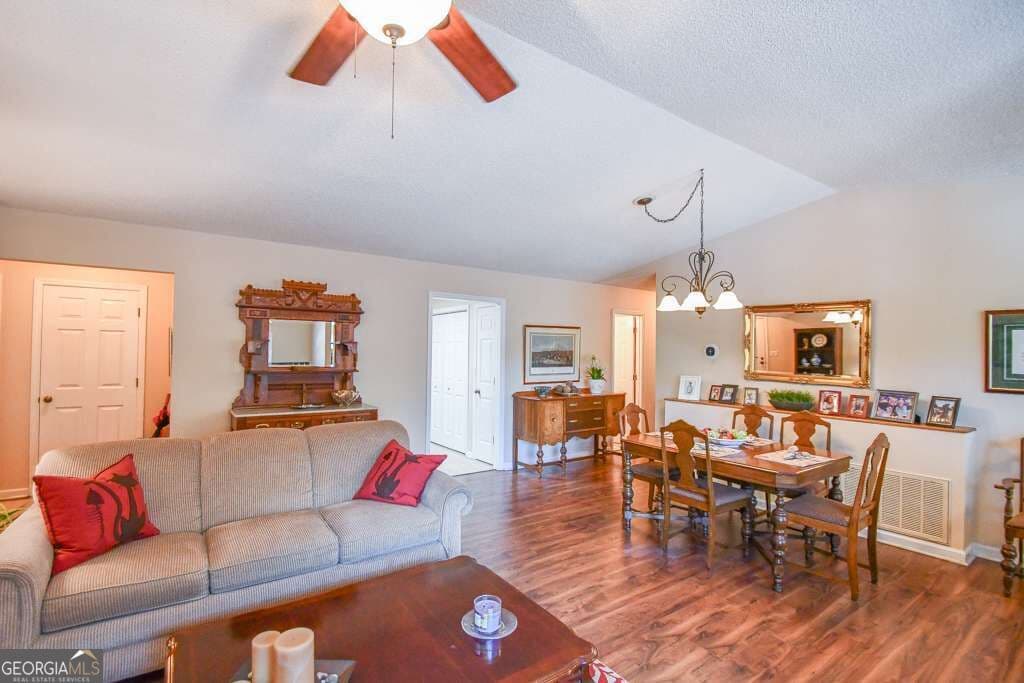 2 bedroom, 2 bathroom, 1,268 sq ft condominium for sale at 2235 Old Hamilton Place G100, Gainesville, GA 30507 — photo 6