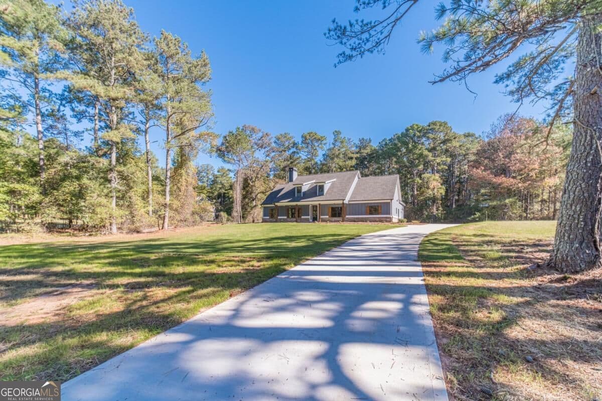 4 bedroom, 3 bathroom, 2,486 sq ft single family residence for sale at 3451 Stock Road, Monroe, GA 30656 — photo 5