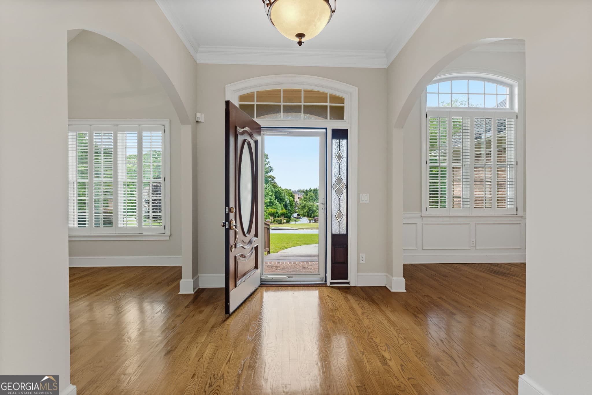 4 bedroom, 2.5 bathroom, 2,640 sq ft single family residence for sale at 1032 Willowood Lane, Atlanta, GA 30331 — photo 6