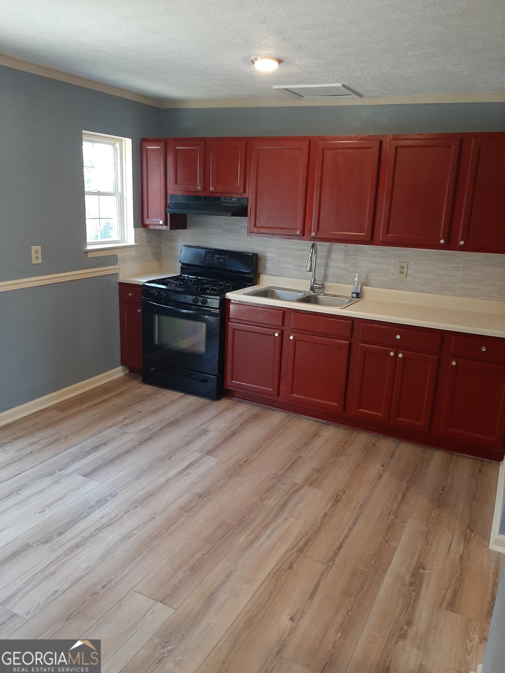 3 bedroom, 1.5 bathroom, 951 sq ft townhouse for sale at 1625 Conley Road 171, Conley, GA 30288 — photo 8