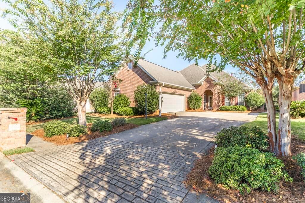 4 bedroom, 2 bathroom, 2,329 sq ft single family residence for sale at 105 MacIntosh Lane, Centerville, GA 31028 — photo 3