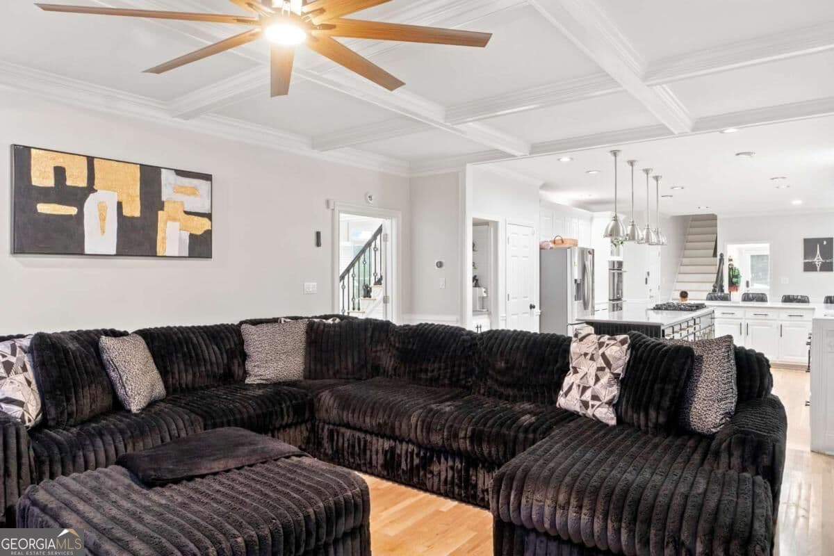 5 bedroom, 4.5 bathroom, 4,097 sq ft single family residence for sale at 4339 Donerail Drive, Snellville, GA 30039 — photo 10