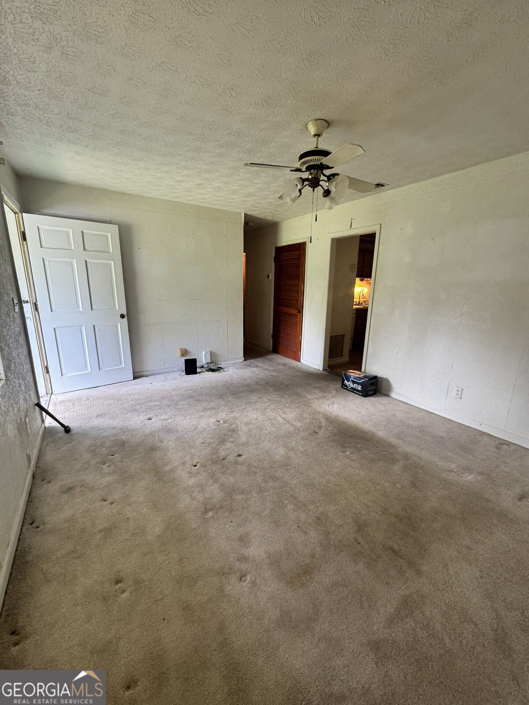 3 bedroom, 1.5 bathroom, 1,300 sq ft single family residence for sale at 635 Majestic Lane, Montezuma, GA 31063 — photo 3
