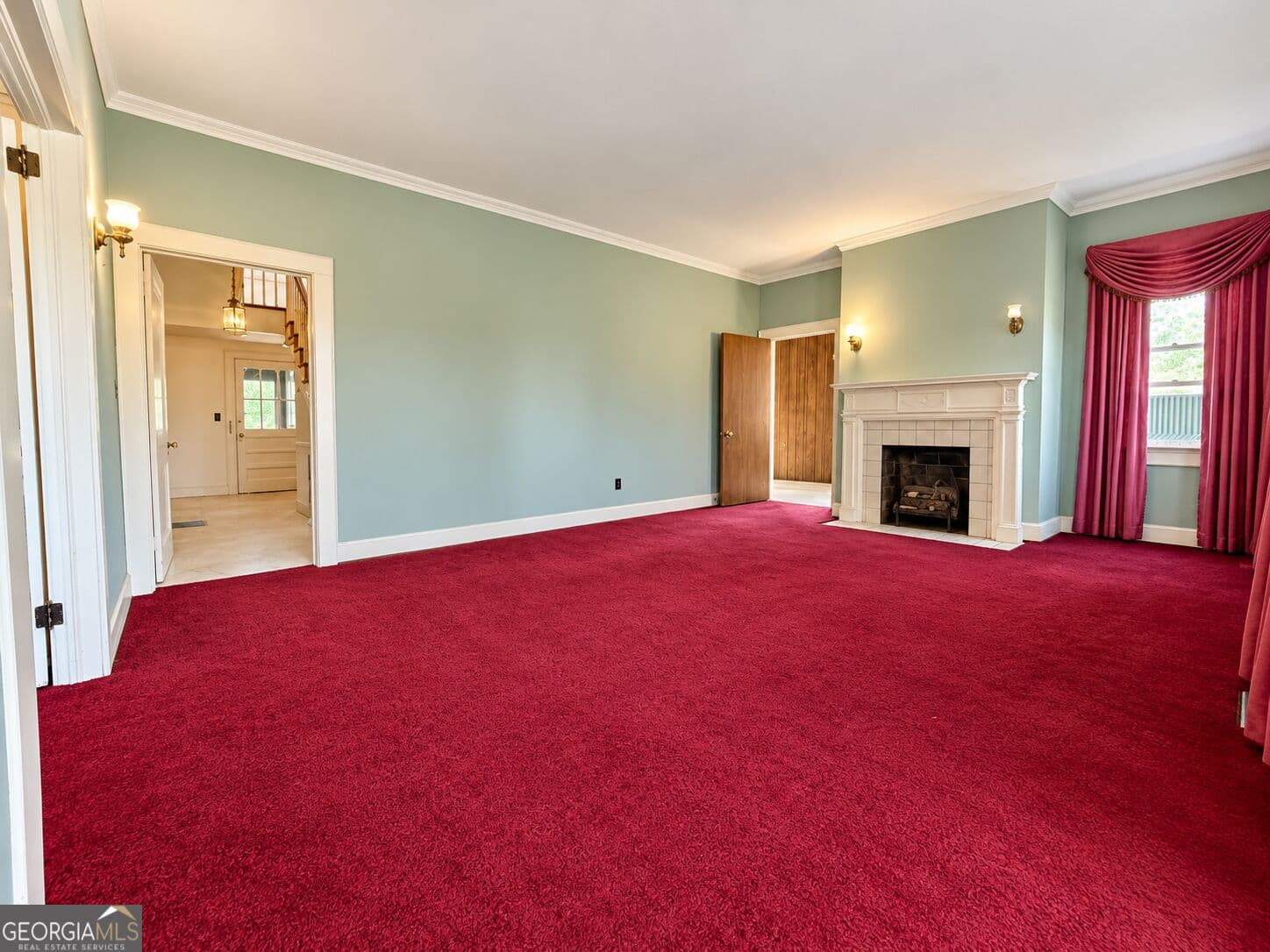 3 bedroom, 2.5 bathroom, 3,135 sq ft single family residence for sale at 1405 Vernon Street, Lagrange, GA 30240 — photo 3