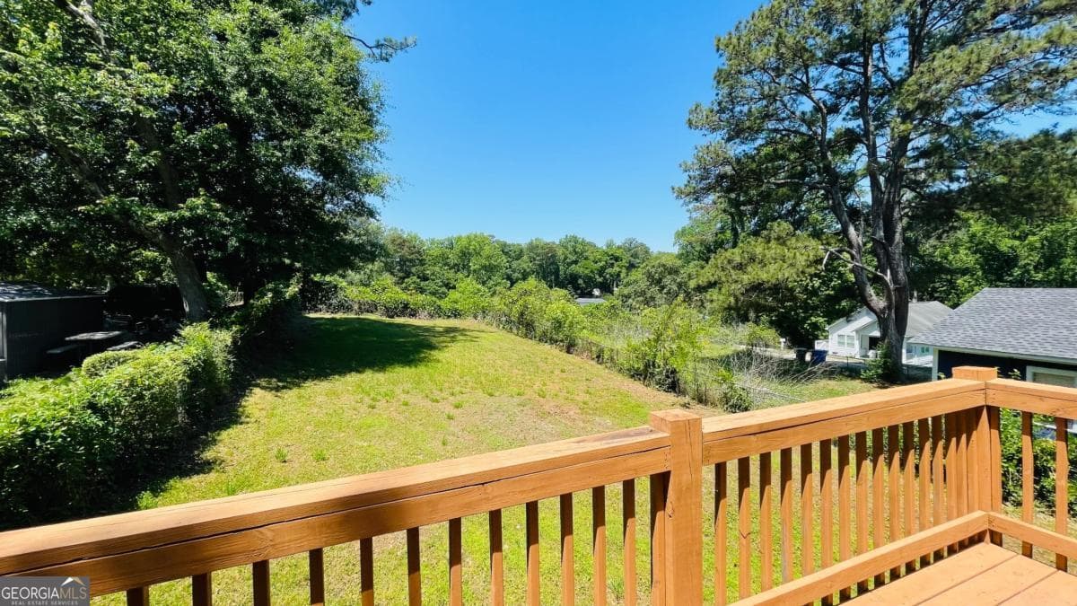 4 bedroom, 3 bathroom, 1,800 sq ft single family residence for sale at 656 Cedar Avenue, Atlanta, GA 30318 — photo 3