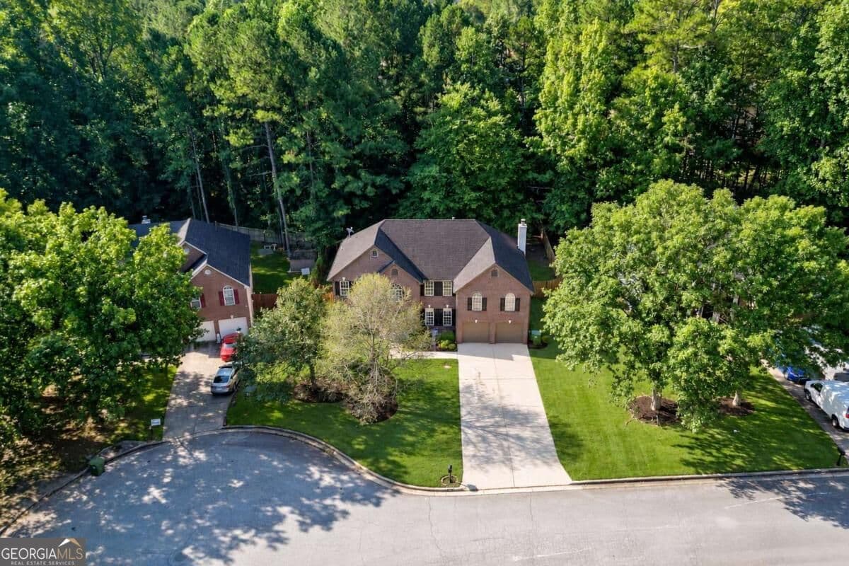5 bedroom, 3 bathroom single family residence for sale at 6913 Wynmeadow Drive, Stone Mountain, GA 30087 — photo 3