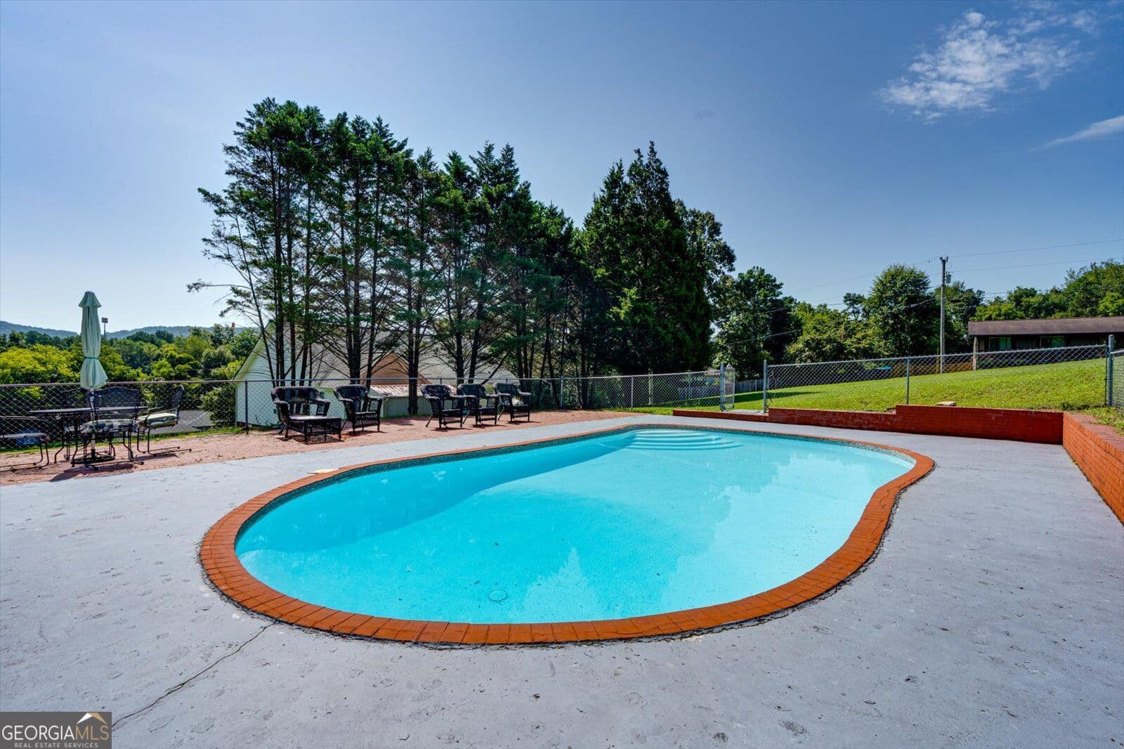 4 bedroom, 2.5 bathroom, 2,952 sq ft single family residence for sale at 60 Shamrock Drive, Ringgold, GA 30736 — photo 7