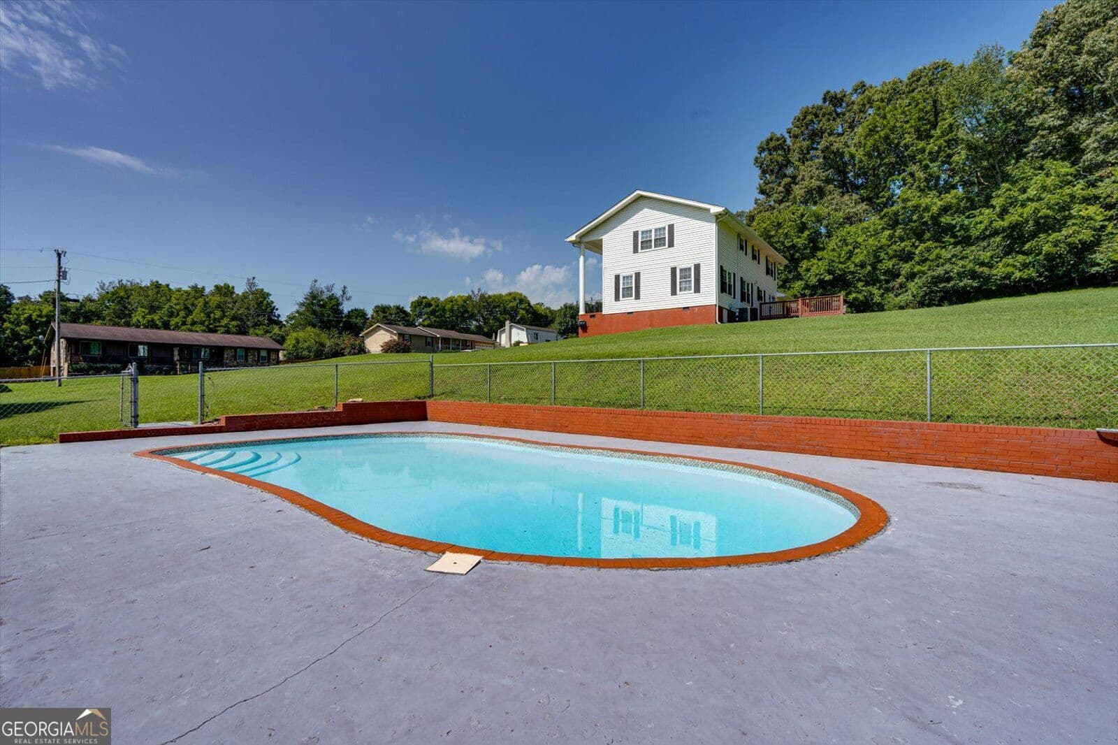 4 bedroom, 2.5 bathroom, 2,952 sq ft single family residence for sale at 60 Shamrock Drive, Ringgold, GA 30736 — photo 8