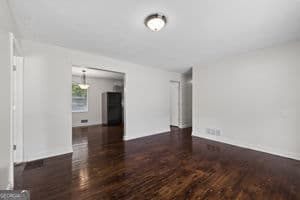 4 bedroom, 1.5 bathroom, 1,404 sq ft single family residence for sale at 899 E Glochester Place, Norcross, GA 30071 — photo 6