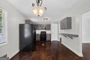 4 bedroom, 1.5 bathroom, 1,404 sq ft single family residence for sale at 899 E Glochester Place, Norcross, GA 30071 — photo 8