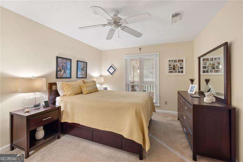 2 bedroom, 2 bathroom, 1,000 sq ft condominium for rent at 525 Warm Springs Circle, Roswell, GA 30075 for $1,800 a month — photo 9